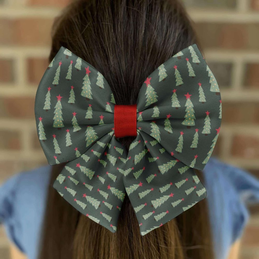 Hair bow with Christmas tree pattern